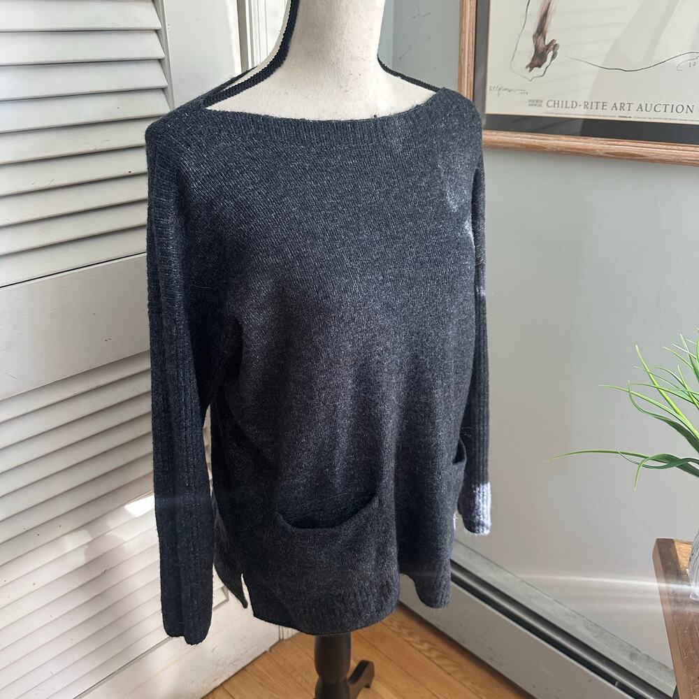 Abercrombie & Fitch Sweater Womens Medium Gray Pullover Pockets Minimalist
